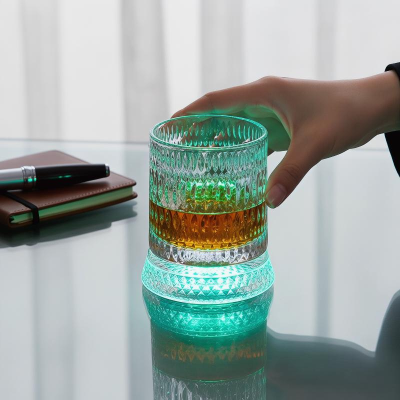 Innovativo 360 °   Bicchiere R - Beer And Wine Experience recensione e prezzo